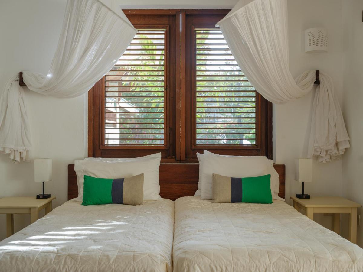 Gingerbread Suites Port Elizabeth Екстериор снимка