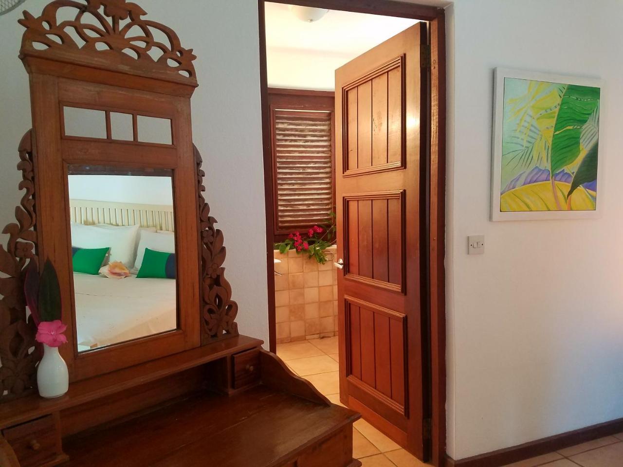 Gingerbread Suites Port Elizabeth Екстериор снимка
